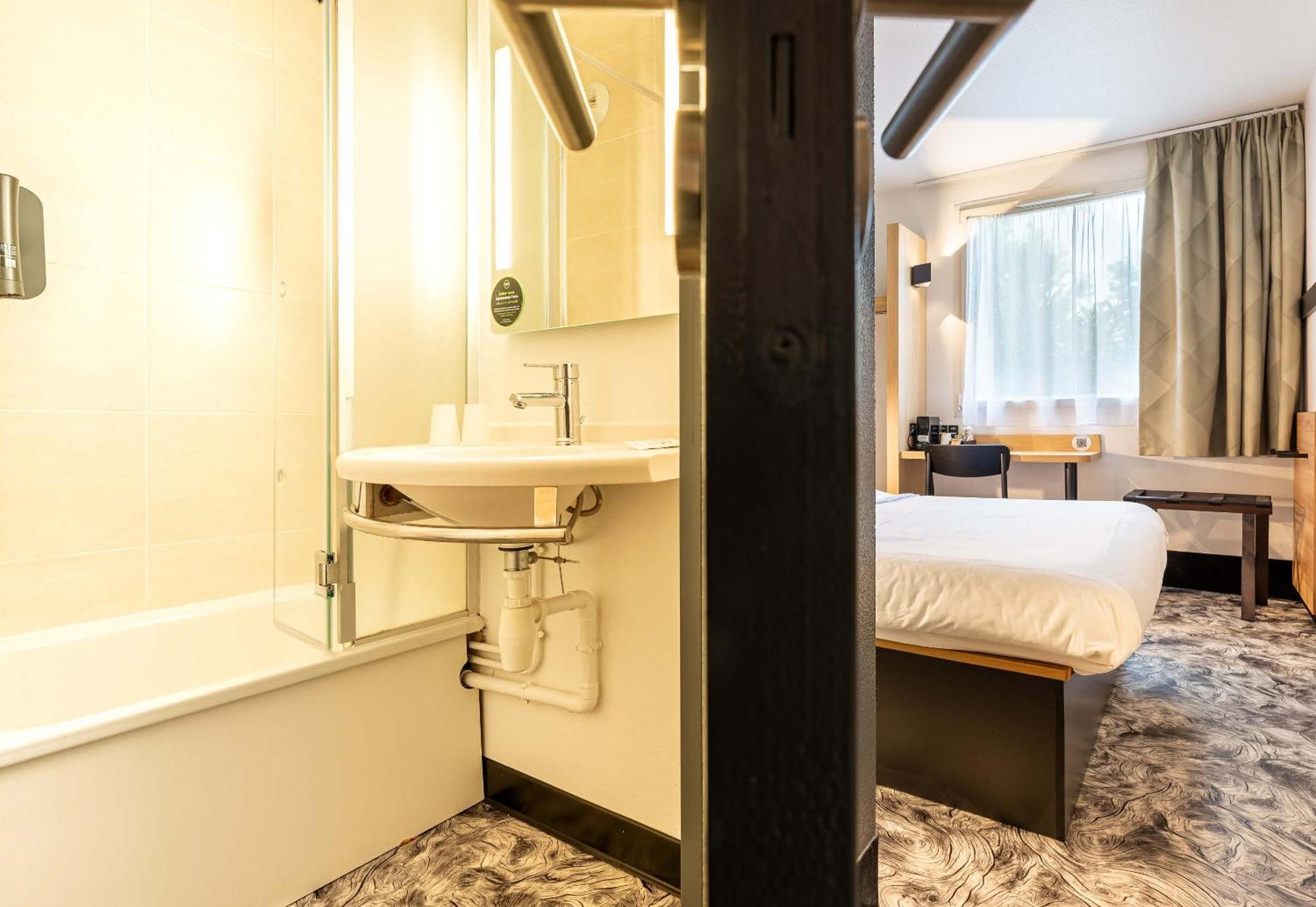 B&B Hotel Nantes Atlantis Le Zenith Saint-Herblain Buitenkant foto